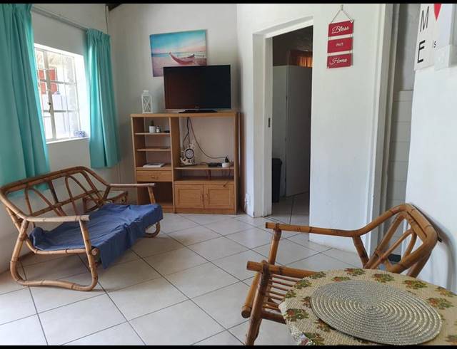 2 BEDROOM TOWNHOUSE FOR SALE IN WOODGRANGE